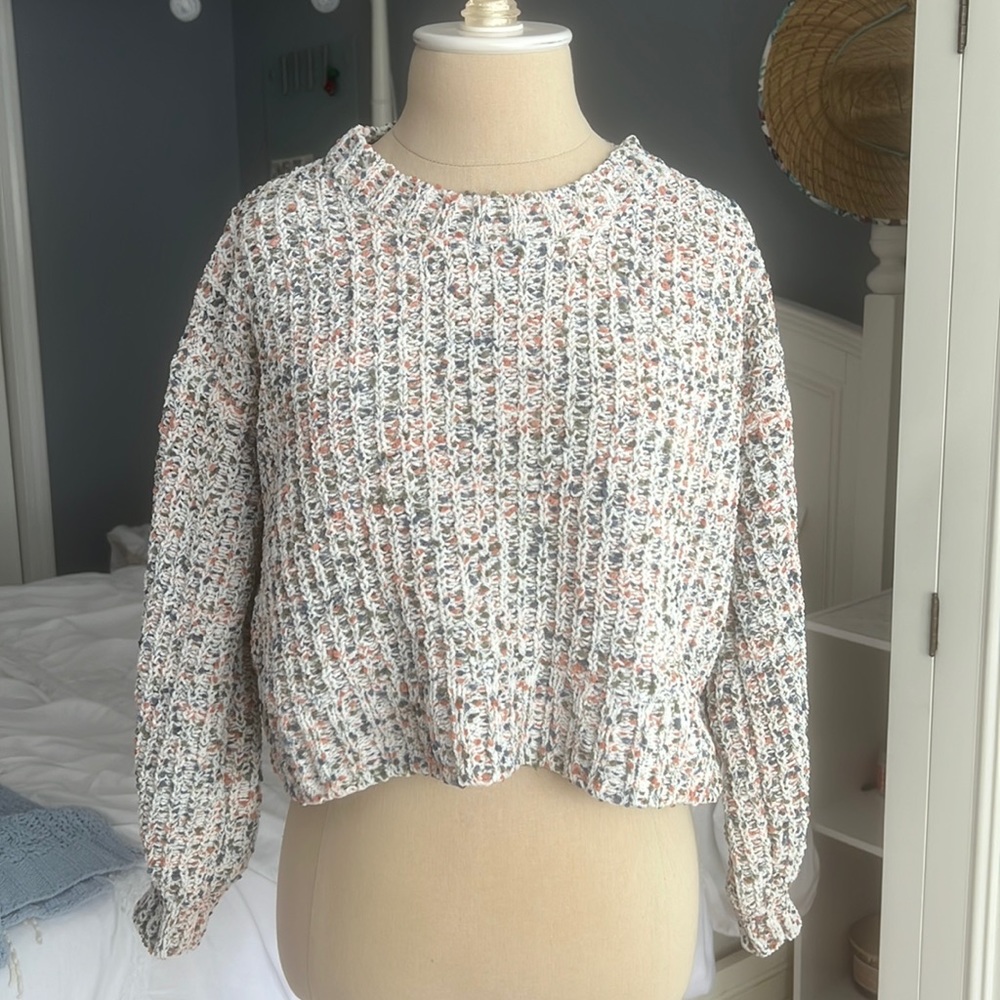 Multicolor crop sweater